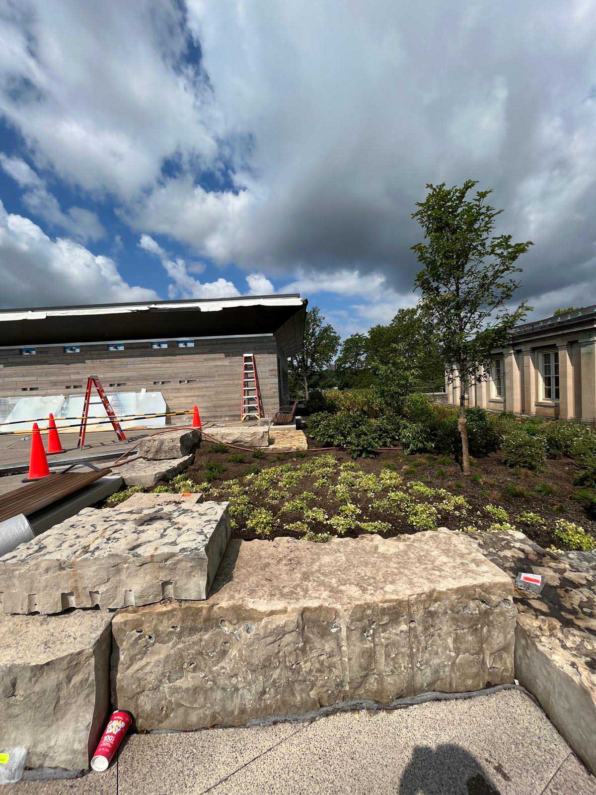 Niagra-Falls-Visitor-Center-19